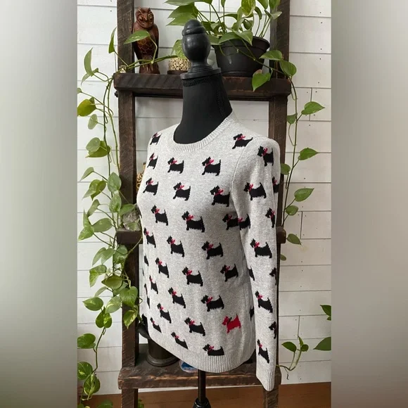 Charter Club: Gray Knit Crew Neck Sweatshirt Western Terrier Dogs with Red Bows - Picture 7 of 17